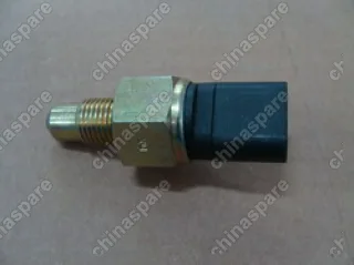 BS153729800 Выключатель светового сигнала движения задним ходом BYD F3