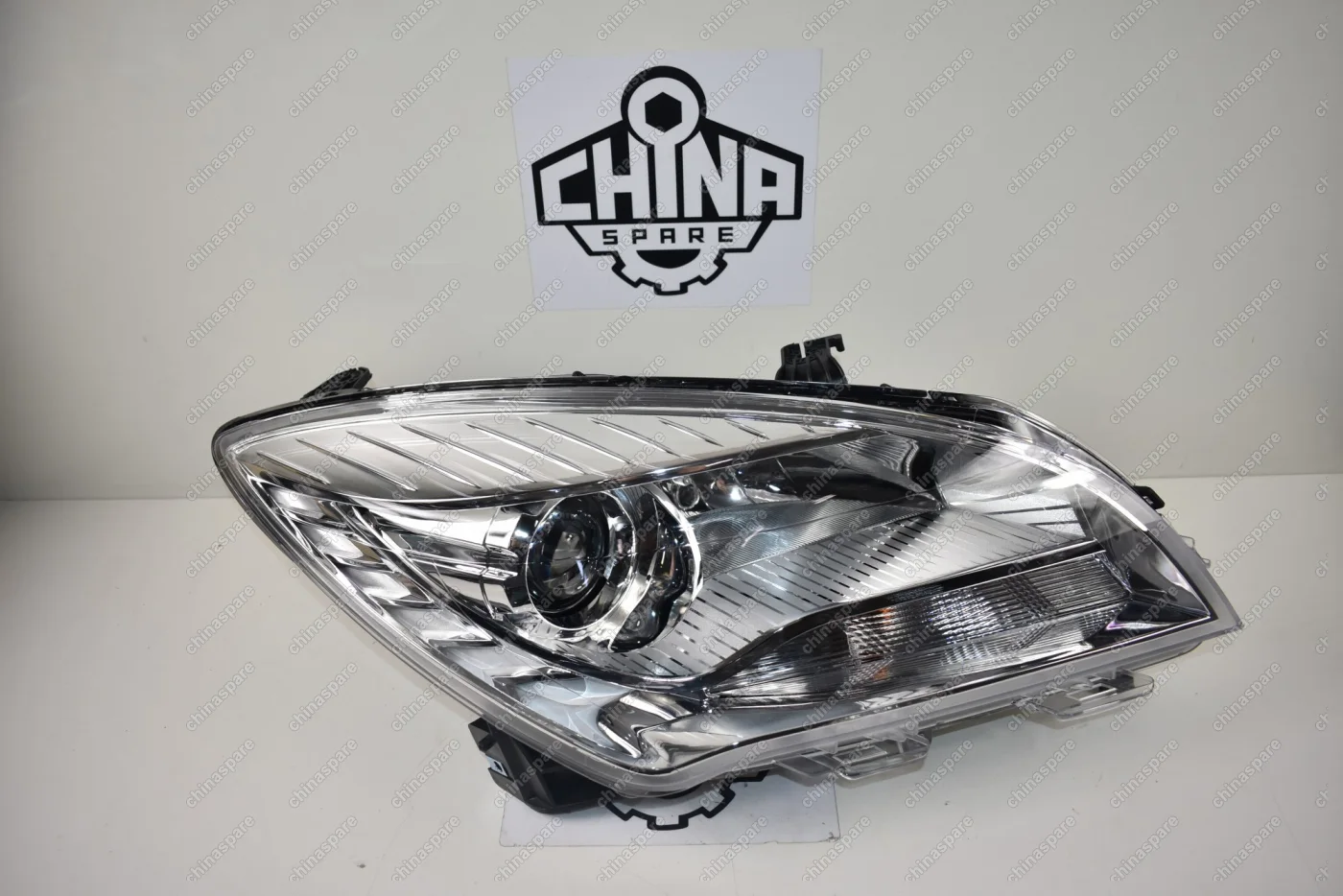 Фара Головного Света Правая Changan CS35