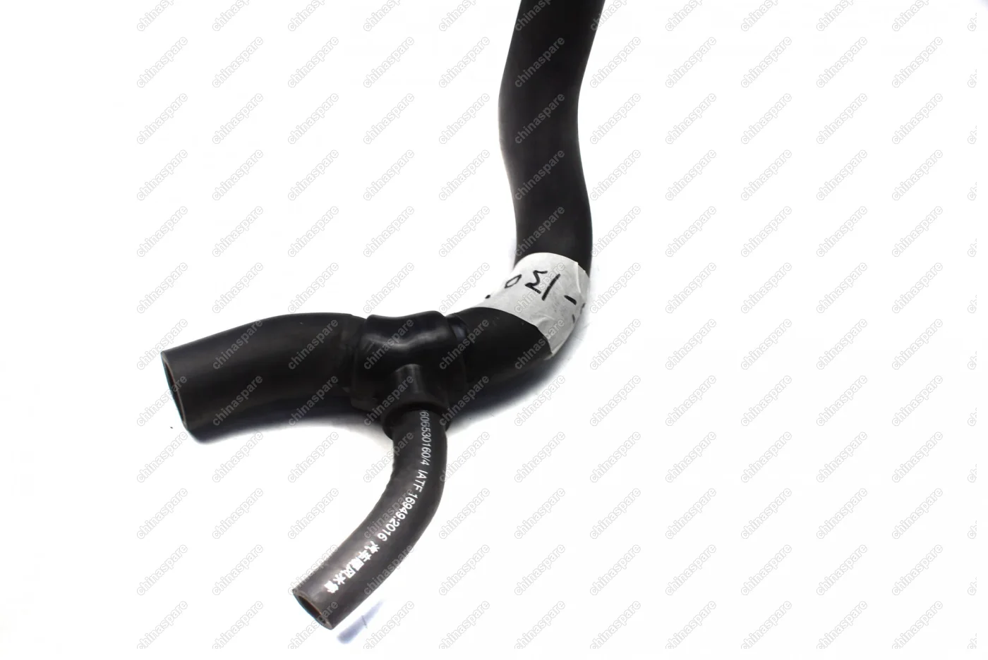 Патрубок системы охлаждения (три отверстия) Chery Amulet