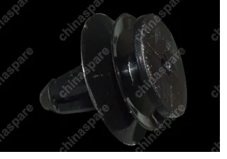 A156102475 Пистон обшивки двери Chery Amulet