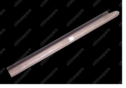 Накладка порога передняя правая темно-серая Chery Amulet