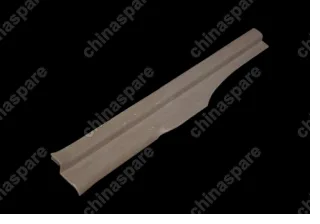 Накладка порога задняя правая бежевая Chery Amulet