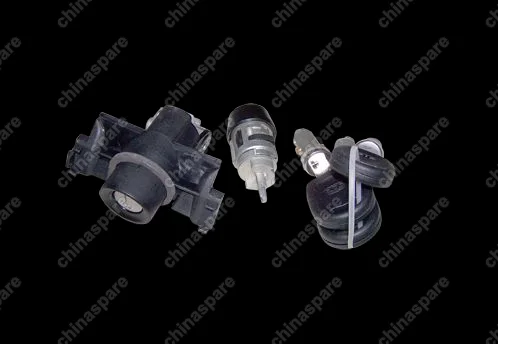 Замок двери передней Chery Amulet