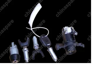 A118CB6105H4 Комплект ключей и личинок Chery Amulet