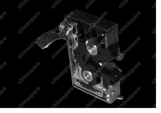 Замок двери задней правой Chery Amulet