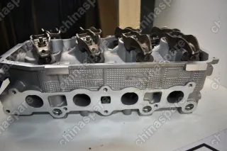 Головка блока цилиндров в сборе с клапанами Chery Amulet, Karry