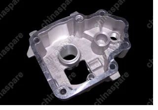 015301211aa Крышка коробки передач задняя(мет) Chery Amulet