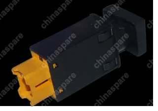 Кнопка включения задних противотуманных фонарей Chery Amulet