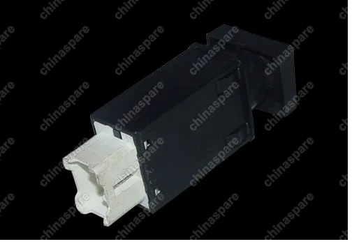 Кнопка включения передних противотуманных фонарей Chery Amulet