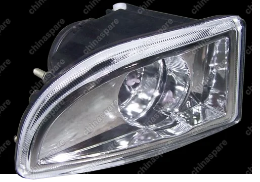 Фара противотуманная передняя левая Chery Amulet