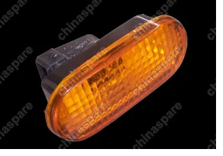 Повторитель поворота желтый Chery Amulet