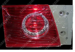 Фонарь задний левый внутренний (на крышке багажника) Chery Amulet