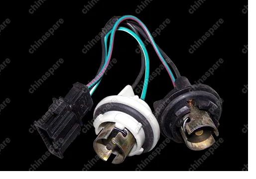 A153773025 Патрон лампы заднего фоноря Chery Amulet