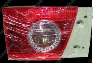 Фонарь задний правый внутренний (на крышке багажника) Chery Amulet