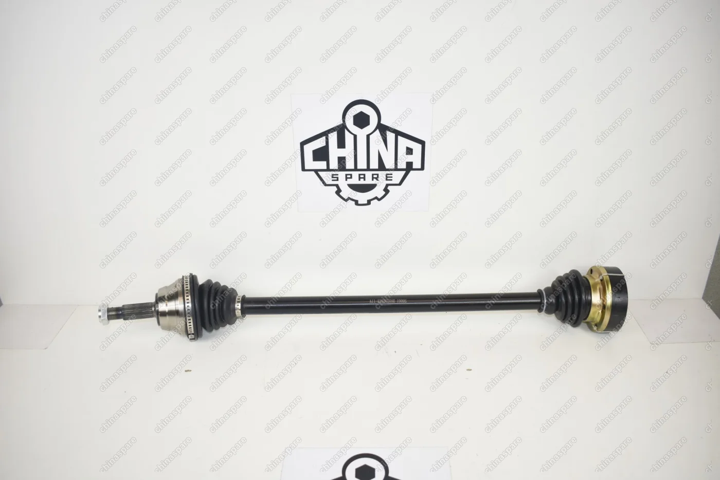 Привод колеса правый Chery Amulet