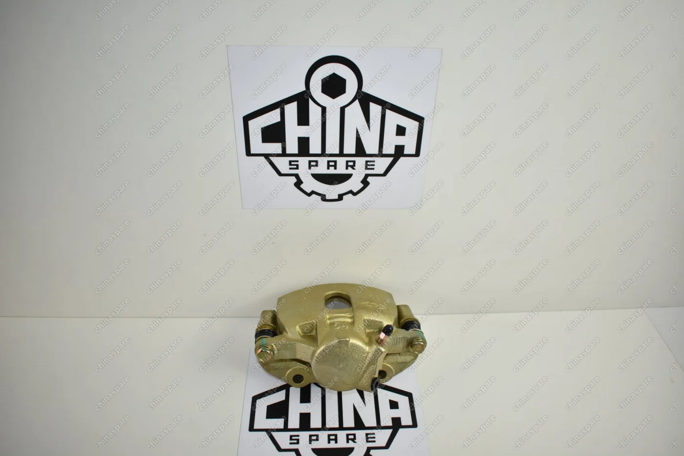 Суппорт тормозной передний правый Chery Amulet