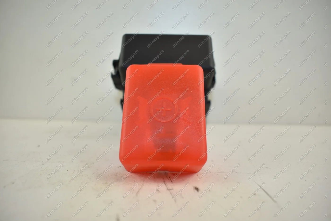 Клемма плюсовая 60 А Chery Amulet