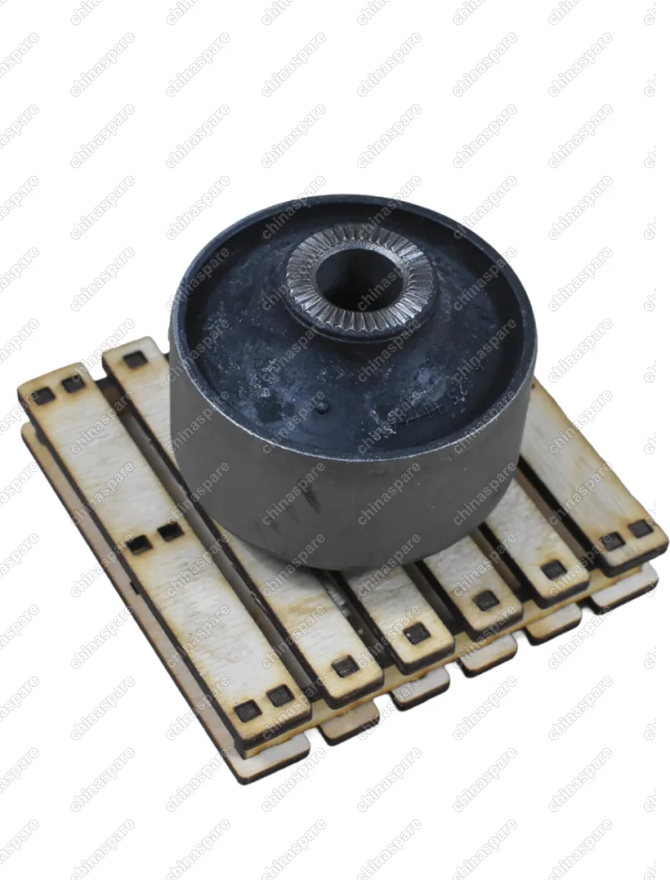 2904140V5000 САЙЛЕНТБЛОК ПЕРЕДНЕГО РЫЧАГА J7 ЗАДНИЙ