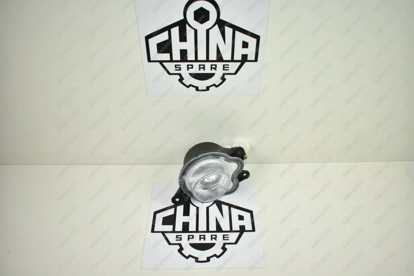 Фара противотуманная передняя левая Chery Amulet