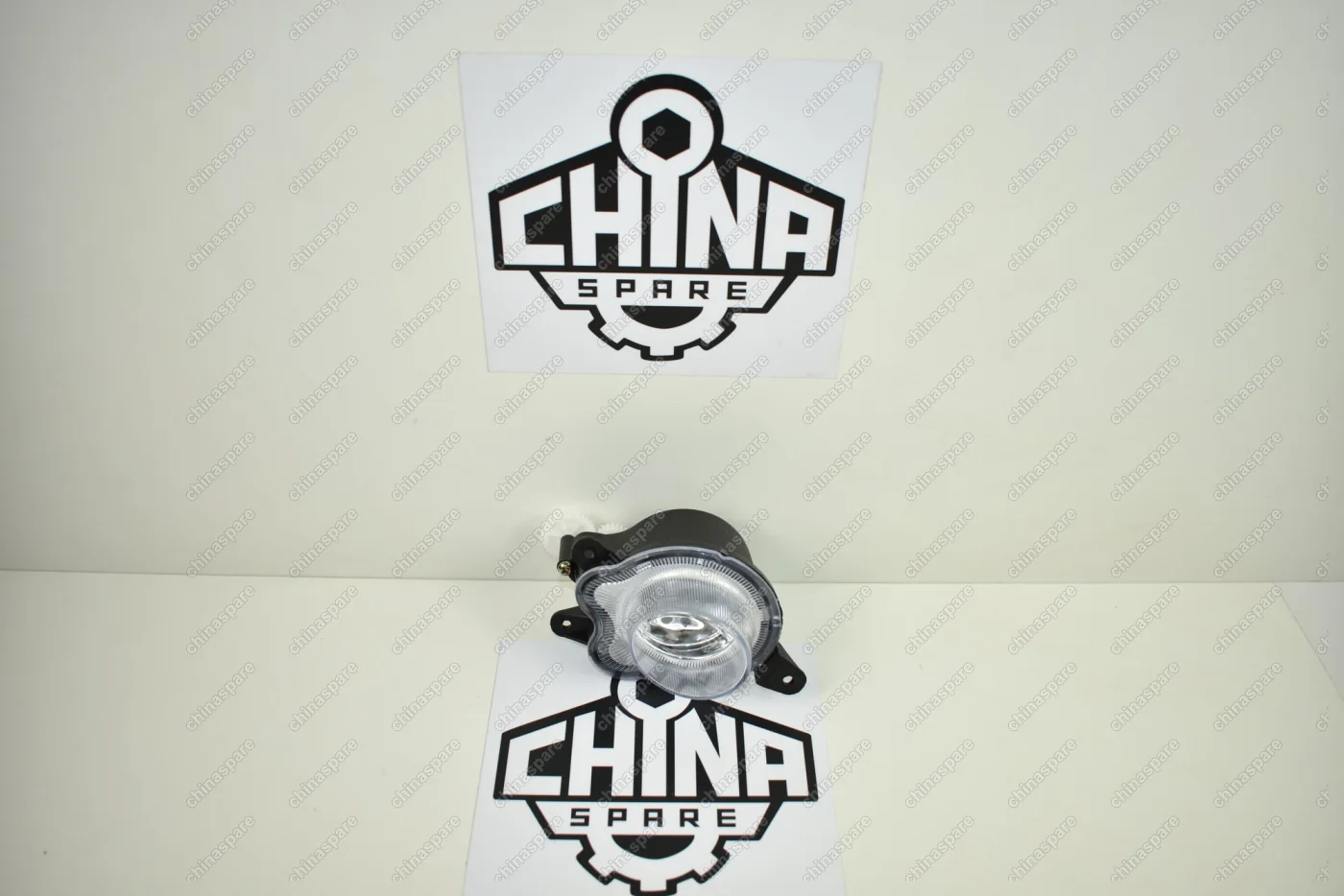 Фара противотуманная передняя правая Chery Amulet