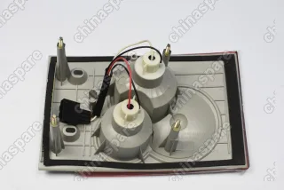 Фонарь задний левый внутренний (на крышке багажника) Chery Amulet