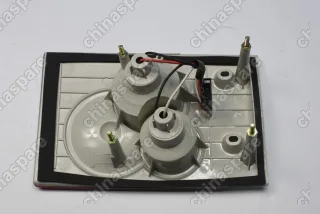 Фонарь задний правый внутренний (на крышке багажника) Chery Amulet