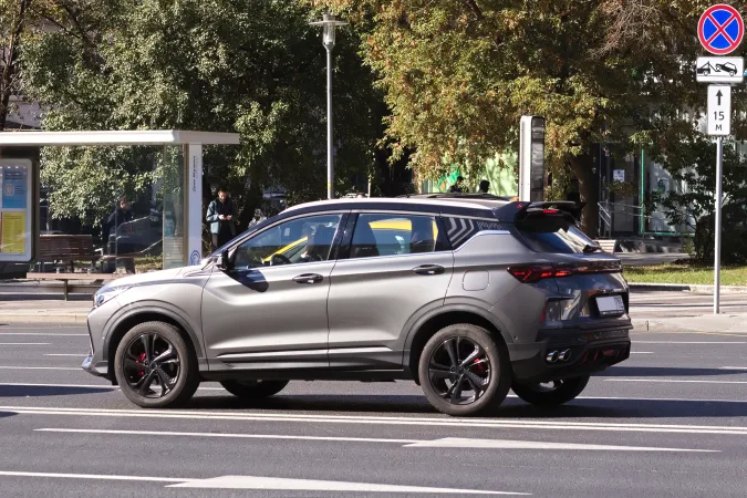 Geely Coolray: обзор компактного кроссовера