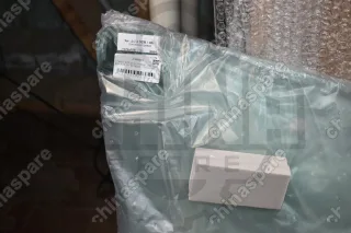 Стекло Боковое Правое JCB 3CX / 4CX 2005 (Т3)