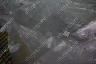 Стекло Боковое Левое JCB 3CX / 4CX 2005 (Т3)