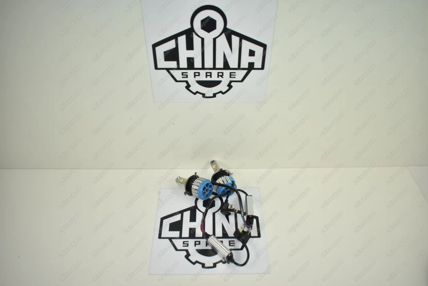 Лампа Светодиодная H4 AKAS T1 6000K 2ШТ 8-48V CANBUS Hi 3600 LM / Lo 2800 LM