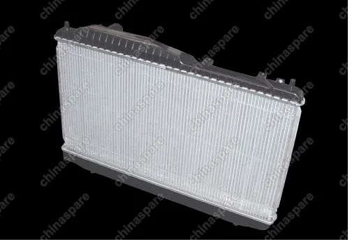 Радиатор охлаждения (мт) разносторонние патрубки Chery Cross Eastar