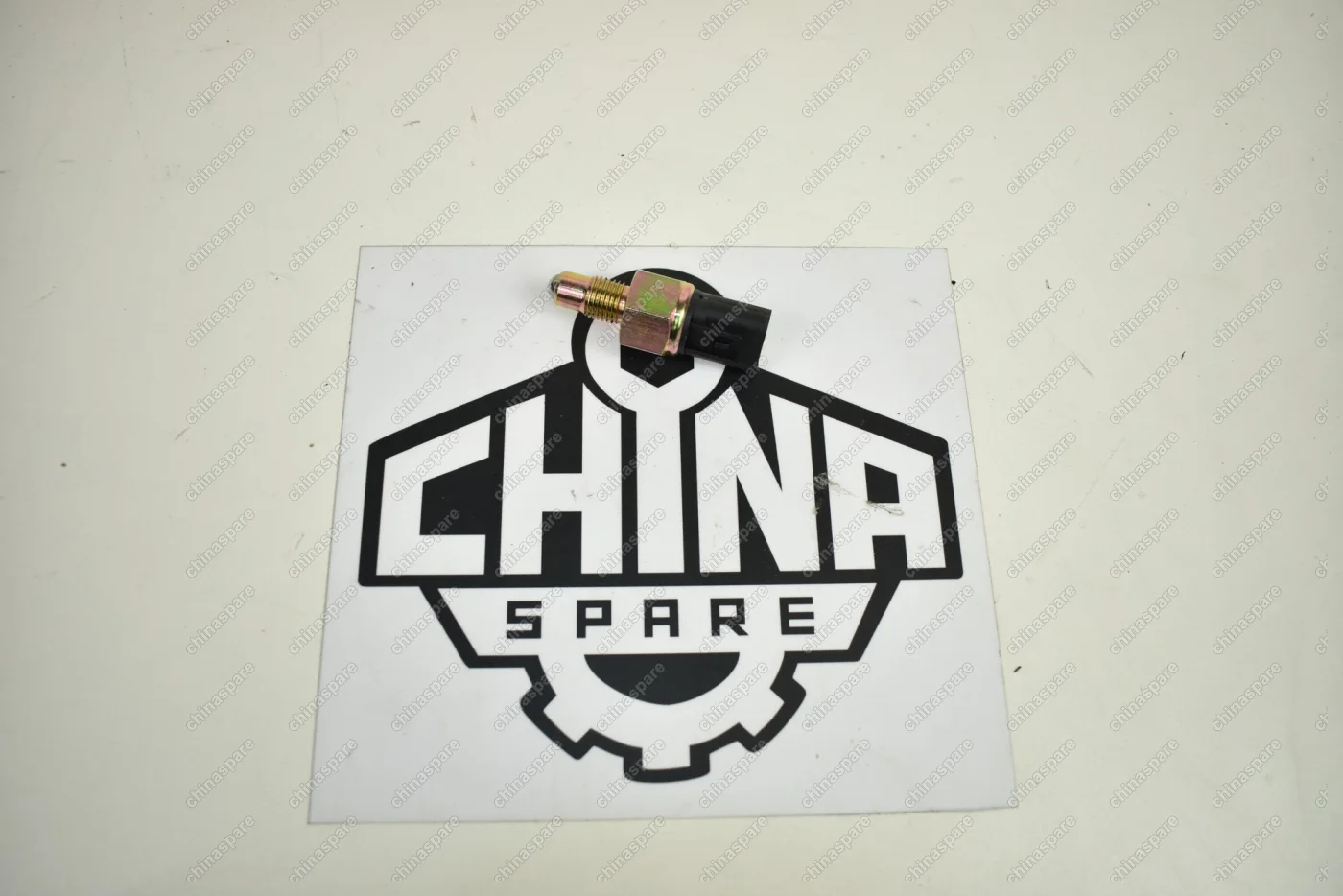 Датчик заднего хода Chery Cross Eastar, Tiggo