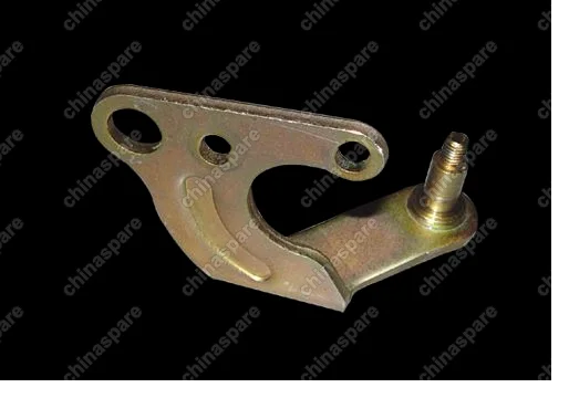 QR5231702440 Скоба кронштейн Chery Cross Eastar