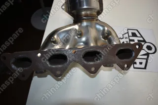 Коллектор выпускной с катализатором Chery Tiggo 2.4, Eastar 4G64