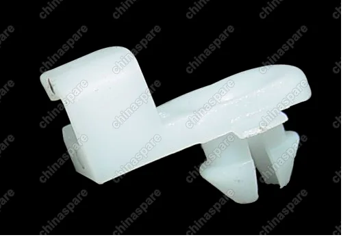 B116105261 Держатель Chery Eastar