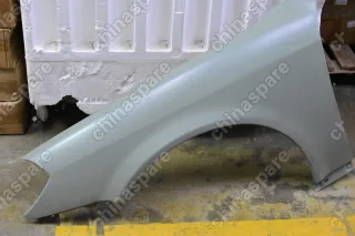 Крыло переднее левое Chery Eastar