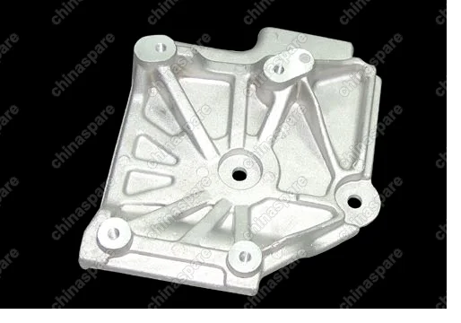 B118104021 Кронштейн металл Chery Eastar