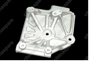 B118104021 Кронштейн металл Chery Eastar