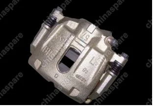 Суппорт передний правый Chery Eastar