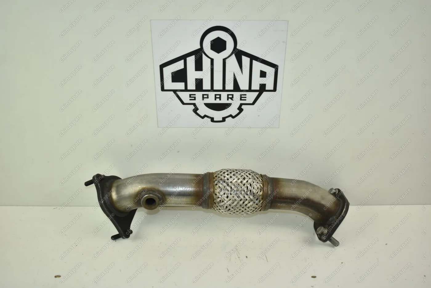 A211203110 Приемная труба глушителя Chery Fora