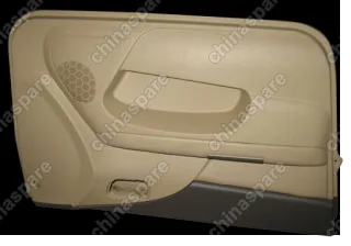 Обшивка двери передней левой Chery Fora