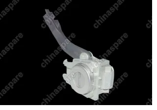 A218CB6105310 Личинка Chery Fora