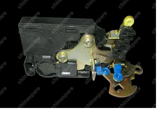 Замок двери передней левой Chery Fora