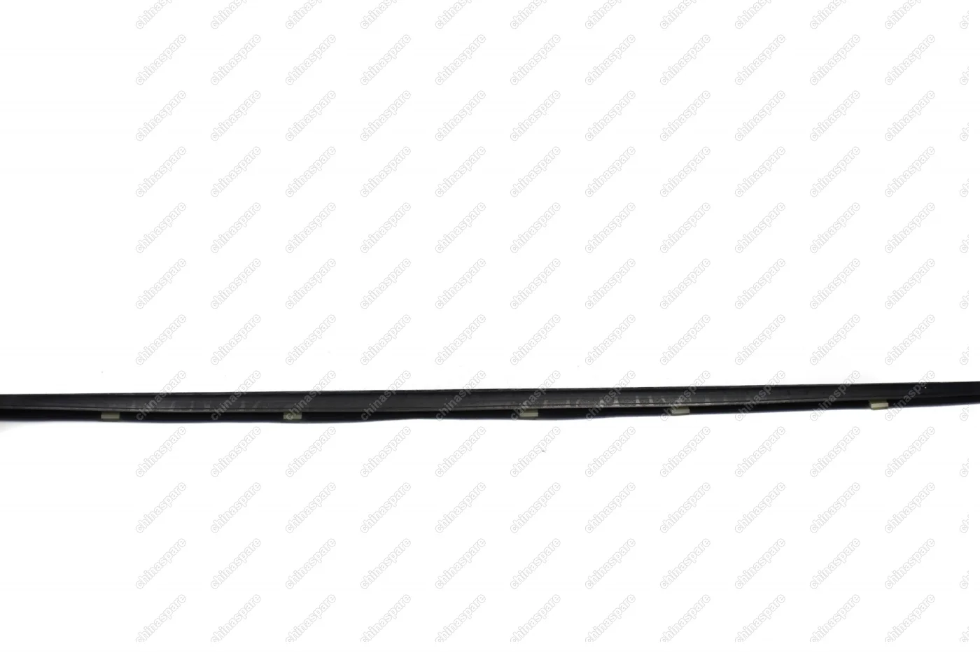 Уплотнитель стекла задней правой двери (внешний) Chery Fora