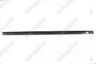 Уплотнитель стекла передней правой двери (внешний) Chery Fora