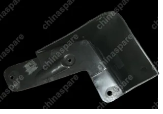 Брызговик передний левый Chery Fora