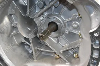 Коробка передач механическая (мкпп) 2.0 Chery Fora