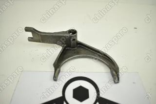 Вилка выбора 1-ой и 2-ой передачи Chery Fora, M11, M12 (Уценка)