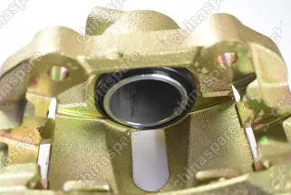 Суппорт тормозной передний левый Chery Fora