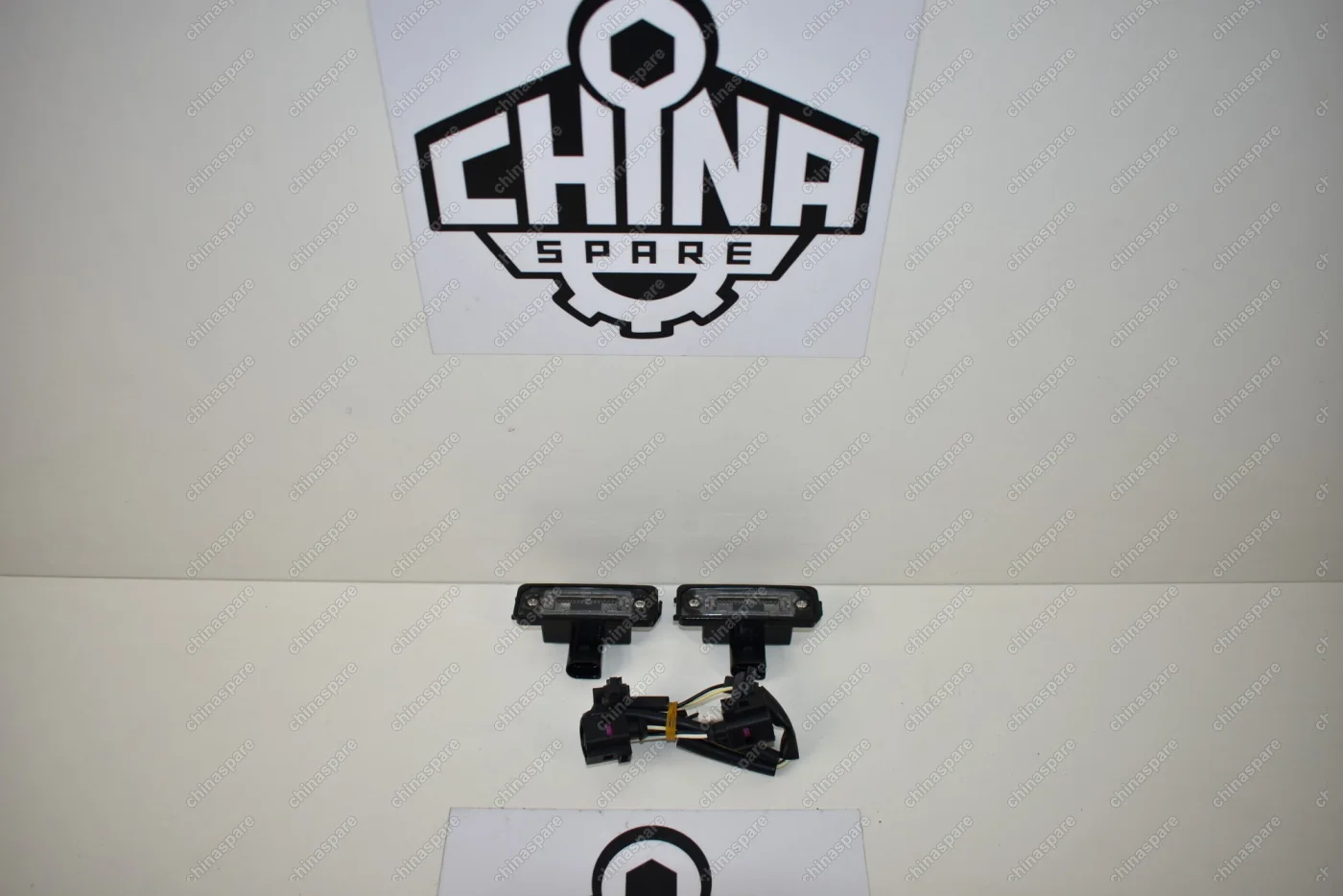 Плафон подсветки номерного знака (Комплект) Chery Fora